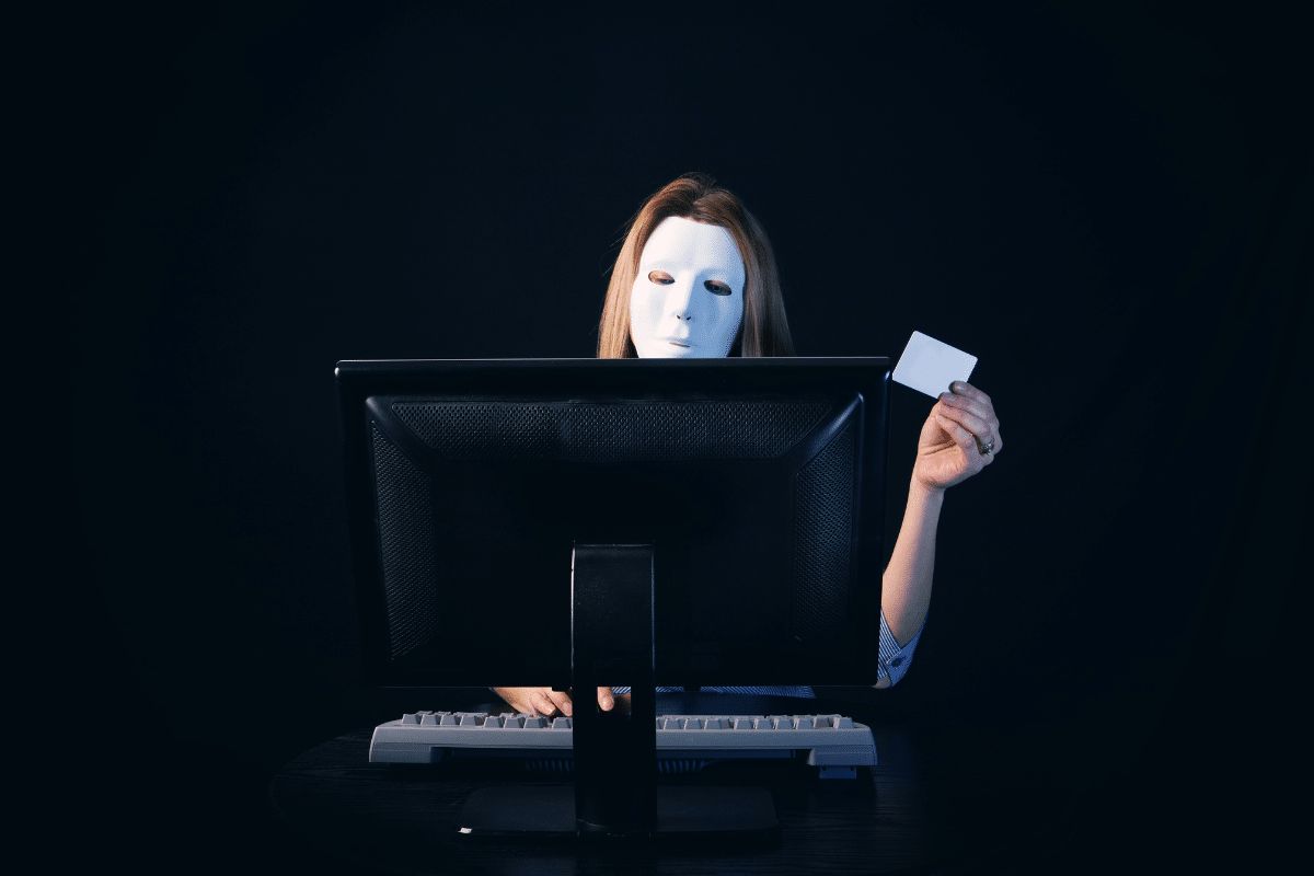 Faux conseiller bancaire France, Arnaque bancaire France, Fraude bancaire, Phishing bancaire France, Hackers éthique France,